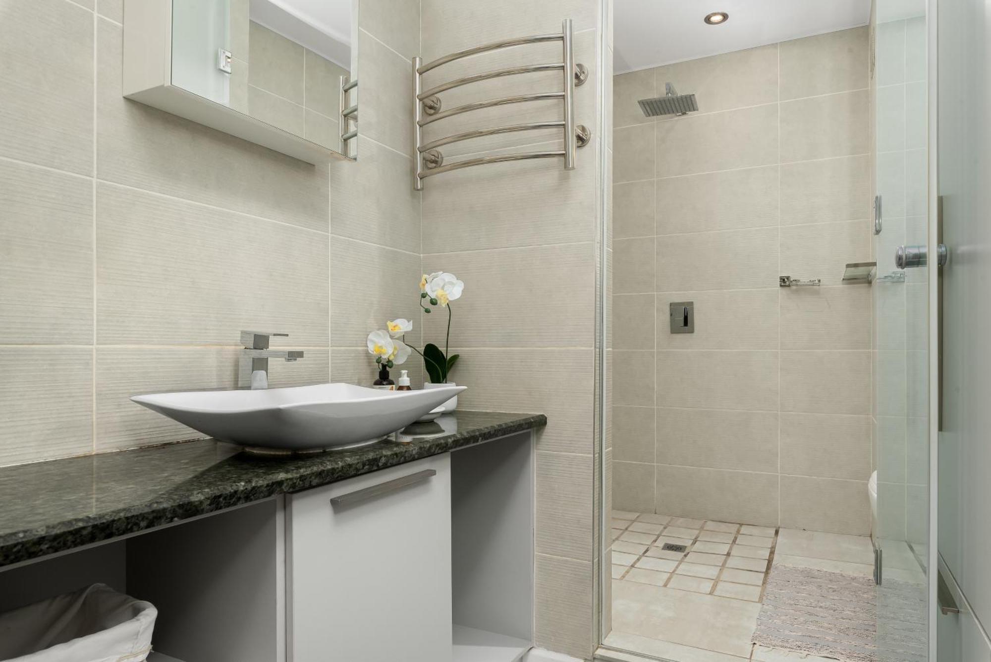 Montclair Apartments Кейптаун Екстериор снимка
