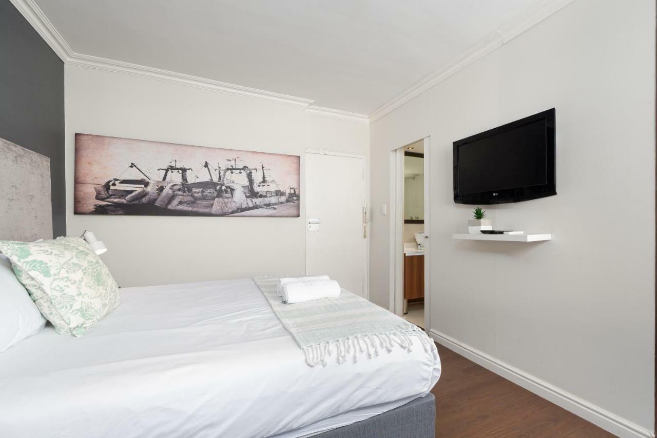Montclair Apartments Кейптаун Екстериор снимка